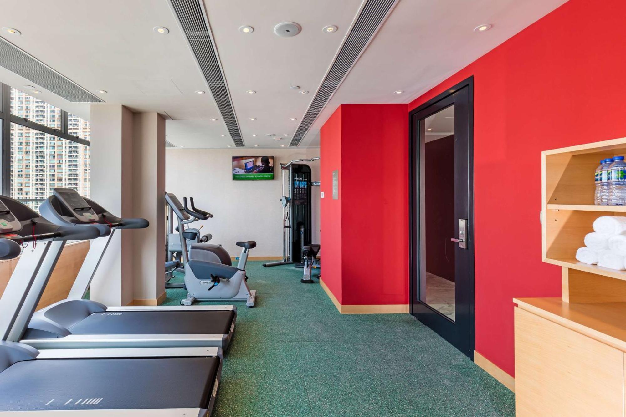 Hilton Garden Inn Hong Kong Mongkok מראה חיצוני תמונה